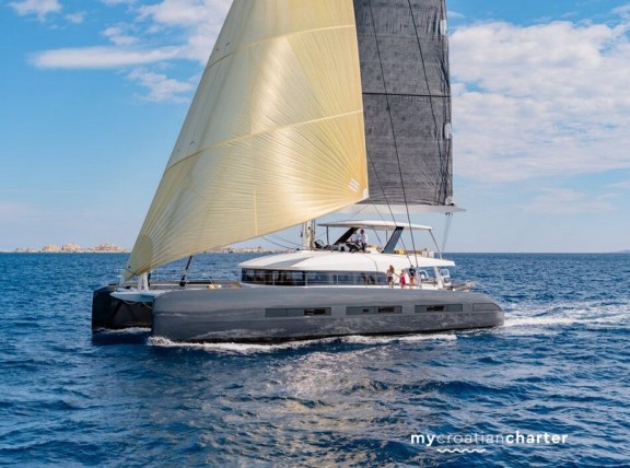 Catamarans for charter