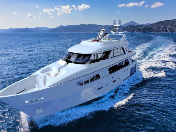 Motor Yachts for charter
