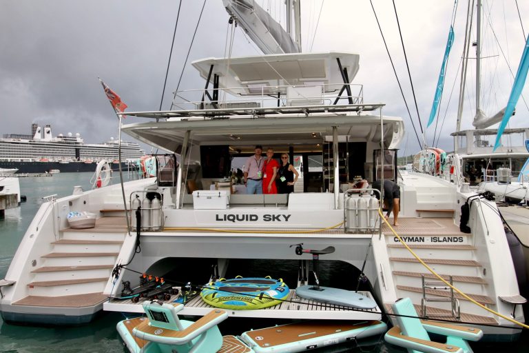 Top 10 Crewed Luxury Catamarans in the USVI (60–80ft)