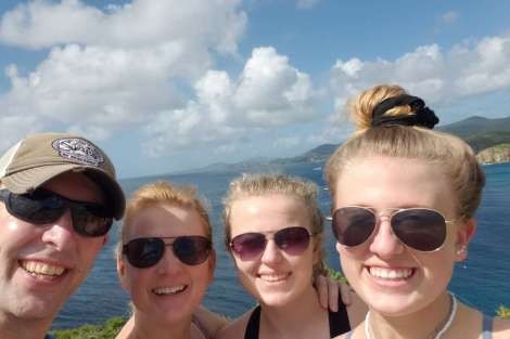 Review img # 24 of the yacht ABUNDANCE