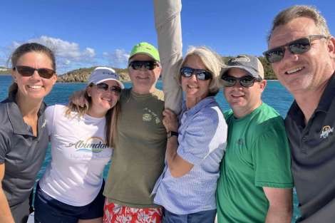 Review img # 18 of the yacht ABUNDANCE