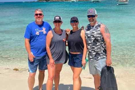 Review img # 16 of the yacht ABUNDANCE