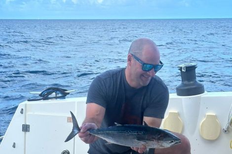 Review img # 3 of the yacht AD ASTRA 5.4