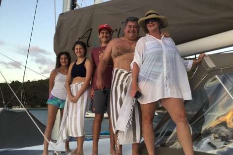 Review img # 68 of the yacht AZURIA