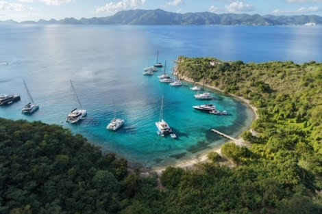 Review img # 2 of the yacht BACCHUS