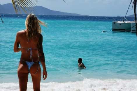 Review img # 43 of the yacht BEYOND STARDUST