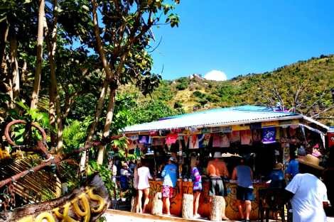 Review img # 15 of the yacht BEYOND STARDUST