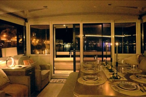 Review img # 4 of the yacht BLUE LAGOON