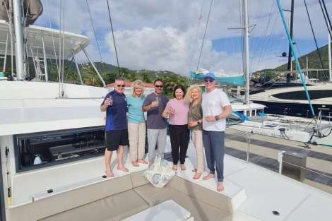 Review img # 23 of the yacht C SISTERS