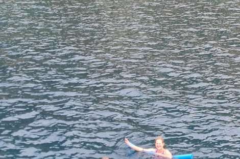 Review img # 34 of the yacht C SISTERS