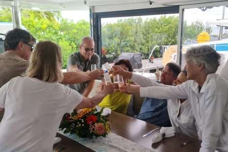 Review img # 35 of the yacht C SISTERS