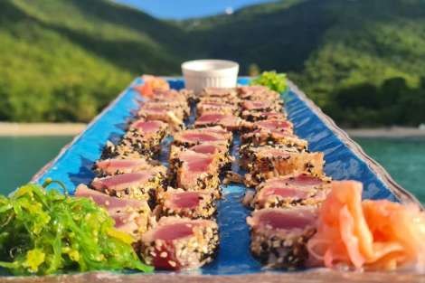 Review img # 1 of the yacht C SISTERS