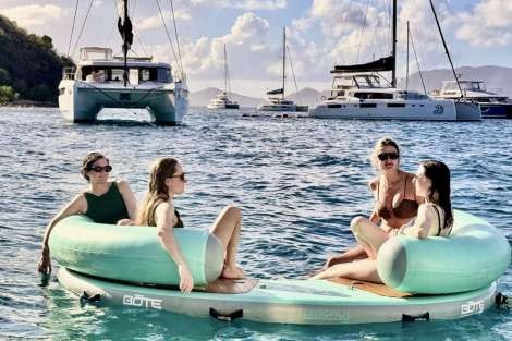Review img # 1 of the yacht CELESTINE
