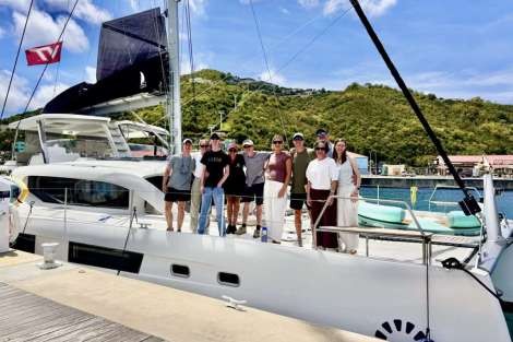 Review img # 3 of the yacht CELESTINE
