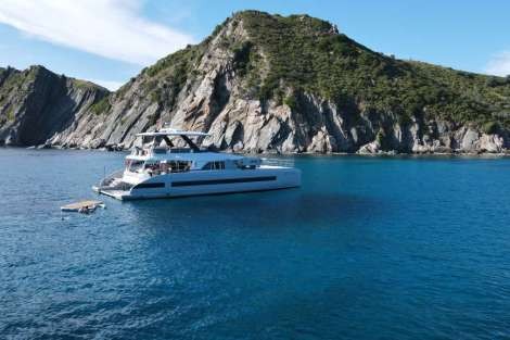 Review img # 6 of the yacht C’EST LA VIE