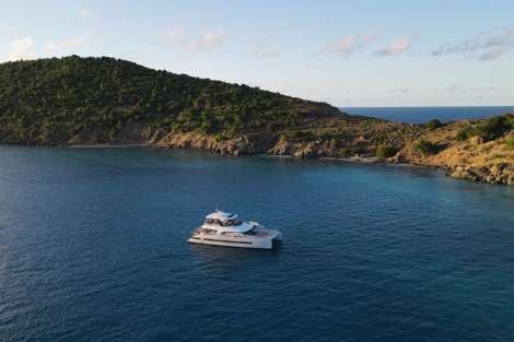 Review img # 4 of the yacht C’EST LA VIE