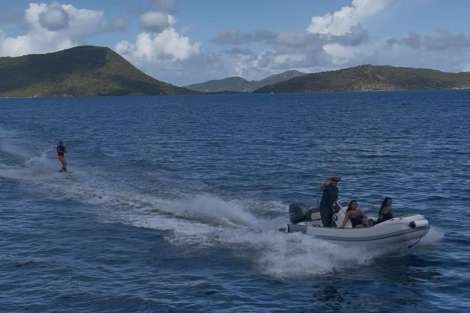 Review img # 4 of the yacht DANTE