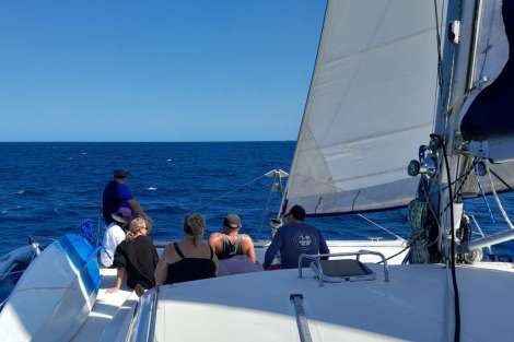 Review img # 2 of the yacht DREAMING ON