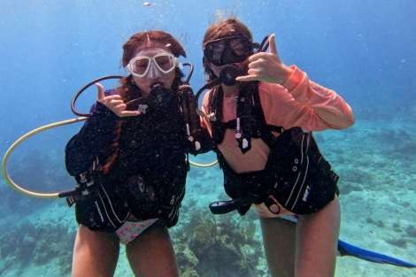 Review img # 52 of the yacht EARNOUT