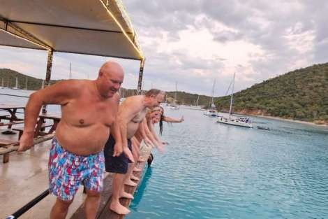 Review img # 18 of the yacht EUPHORIA