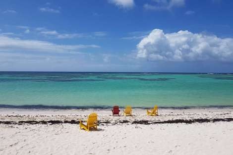 Review img # 4 of the yacht EXTRA NAUTI