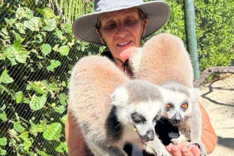 Review img # 5 of the yacht FOREVER YOUNG