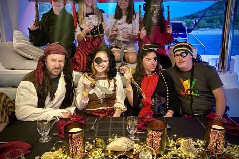 Review img # 53 of the yacht FOXY LADY