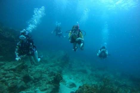 Review img # 46 of the yacht FOXY LADY