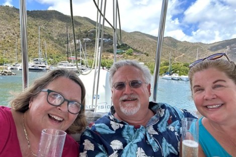 Review img # 2 of the yacht FOXY LADY