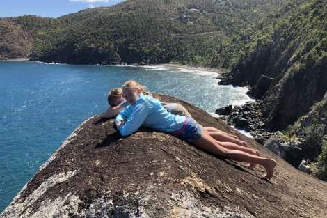 Review img # 68 of the yacht GAMBIT