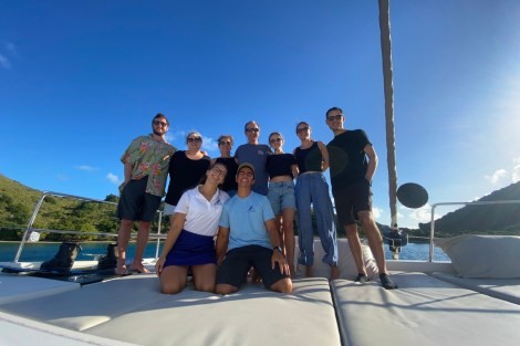 Review img # 12 of the yacht ISLAND KISSES