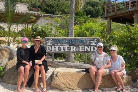 Review img # 5 of the yacht ISLAND KISSES