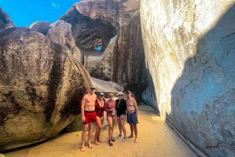 Review img # 69 of the yacht KARMA