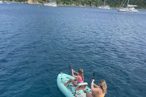 Review img # 3 of the yacht KARMA