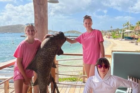 Review img # 75 of the yacht LA SIRENA