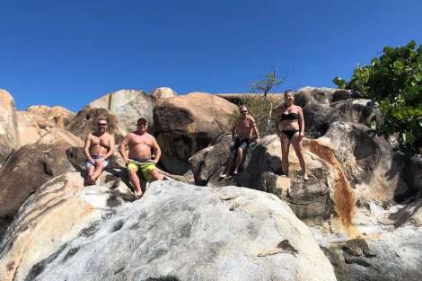 Review img # 88 of the yacht LE REVE L620 ESSENCE