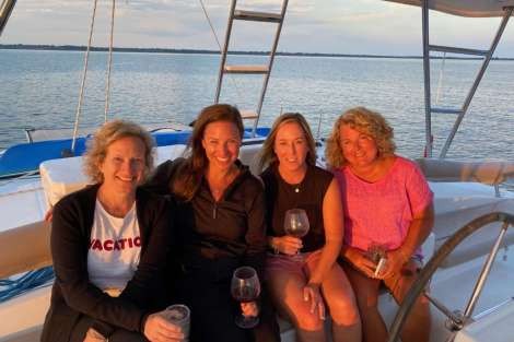 Review img # 40 of the yacht LE REVE L620 ESSENCE