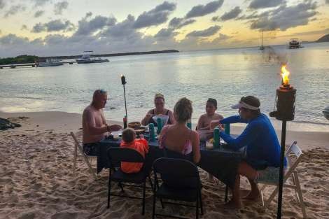 Review img # 144 of the yacht LIQUID ZEN