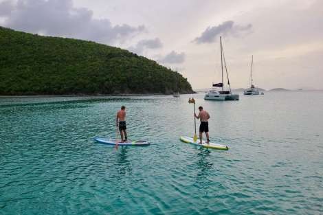 Review img # 141 of the yacht LIQUID ZEN