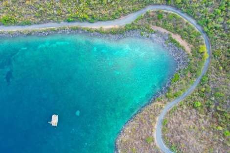 Review img # 72 of the yacht LIQUID ZEN