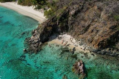 Review img # 68 of the yacht LIQUID ZEN