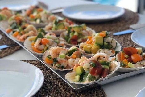 Review img # 2 of the yacht LUNA