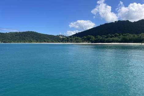 Review img # 111 of the yacht MAKIN MEMORIES