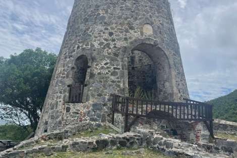 Review img # 92 of the yacht MAKIN MEMORIES