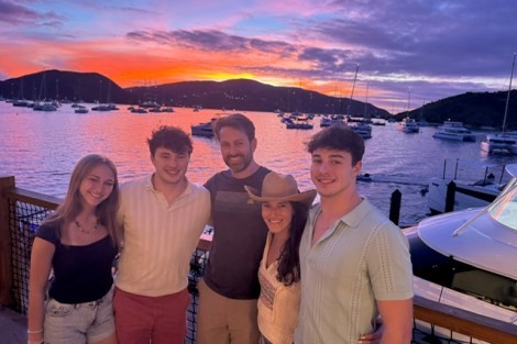 Review img # 45 of the yacht MAKIN MEMORIES