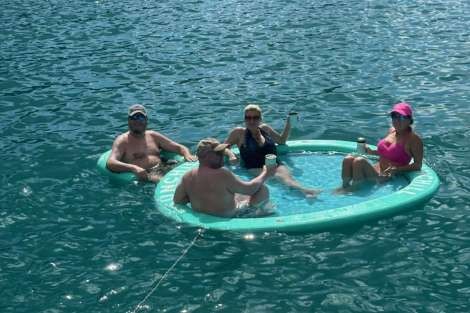 Review img # 4 of the yacht MAKIN MEMORIES