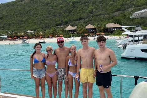 Review img # 101 of the yacht MARE BLU