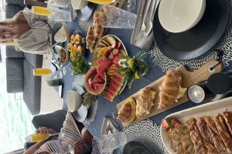 Review img # 102 of the yacht MARE BLU