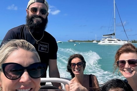 Review img # 88 of the yacht MARE BLU