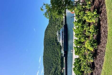 Review img # 3 of the yacht MARE BLU